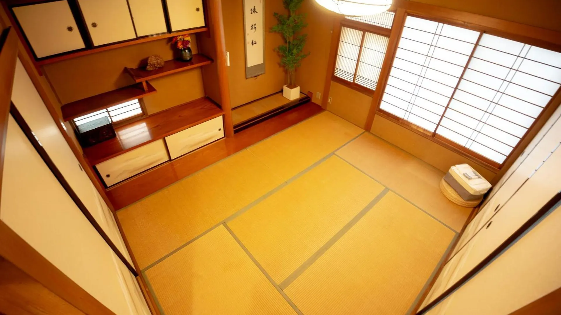 Villa Family Or Business Travel 20 Percent Off 20 Guests 144Sqm Free Ikebukuro Shuttle 2 Kitchens Bathrooms 4 Bedrooms Tokyo