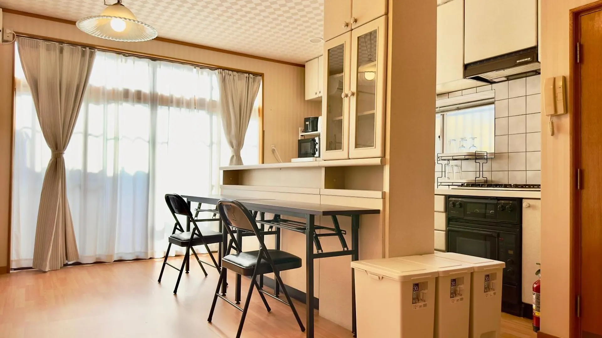Family Or Business Travel 20 Percent Off 20 Guests 144Sqm Free Ikebukuro Shuttle 2 Kitchens Bathrooms 4 Bedrooms Tokyo Japan