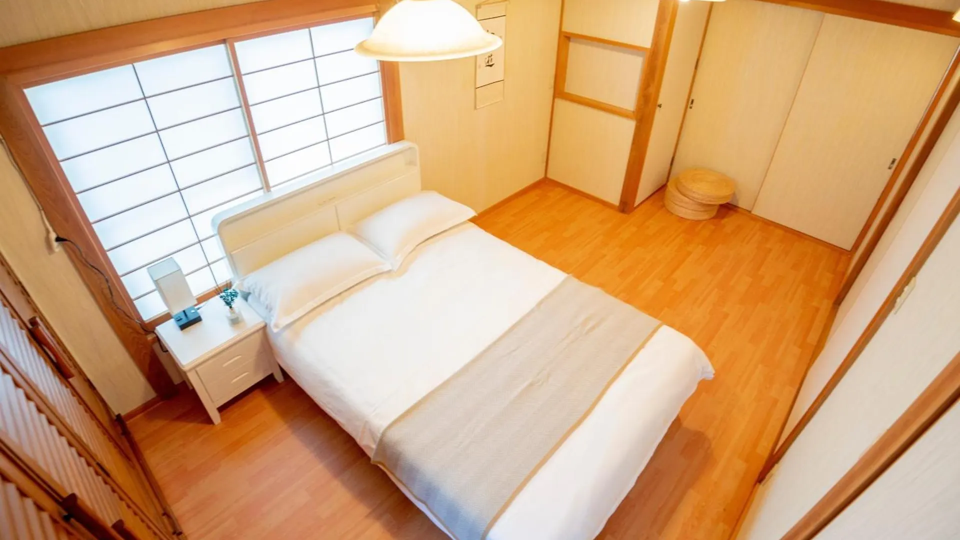 Family Or Business Travel 20 Percent Off 20 Guests 144Sqm Free Ikebukuro Shuttle 2 Kitchens Bathrooms 4 Bedrooms Tokyo